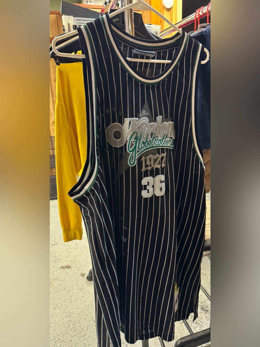 Harlem Globetrotters Black Pinstripe Basketball Jersey - Size 36
